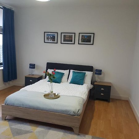City Heights Manchester Bagian luar foto